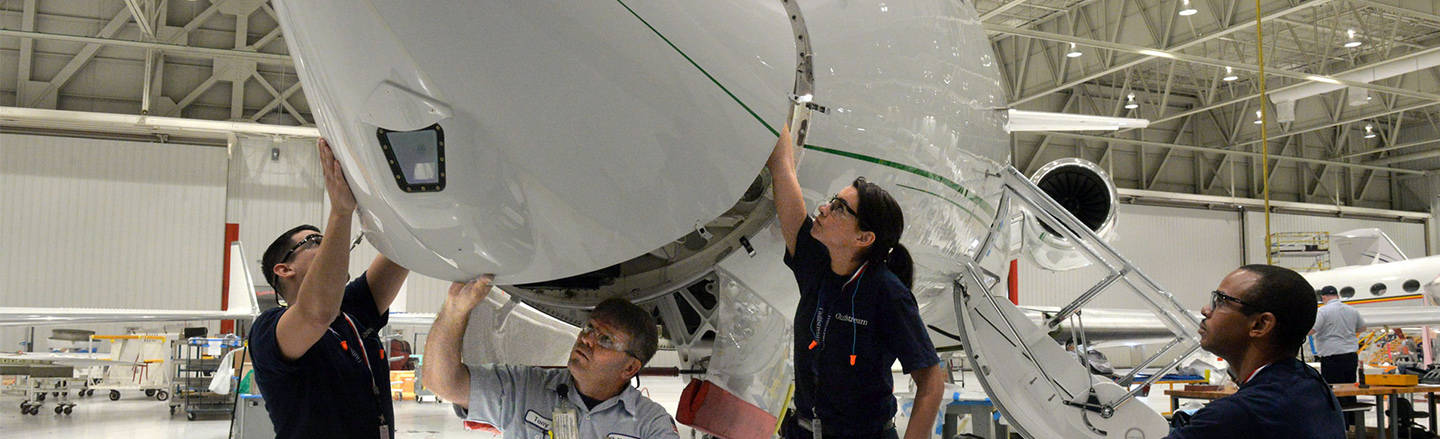 Careers Hero - Gulfstream Employees